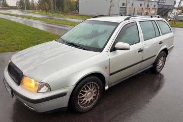 9 lat jeden właściciel *100  % sprawny  *Klima *Sprawny * Zamiana