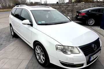 3.2 CM 250 KM NAVI * Stan bdb